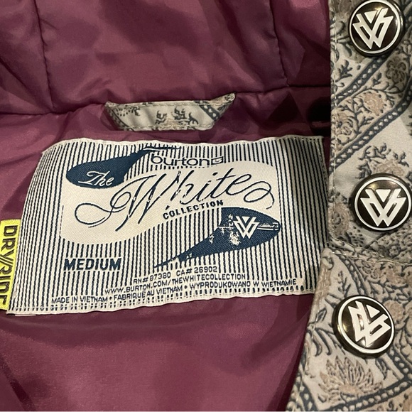 Burton Dryride The White Collection Floral Women's Ski Snowboard Jacket Size M - Picture 3 of 8
